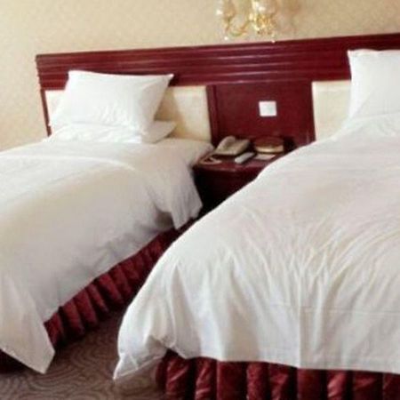 Starway Hotel Guangzhou Xintang Branch Экстерьер фото